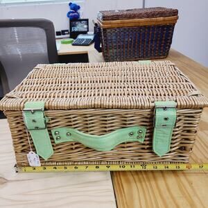 Wicker "Carnival Picnic" Picnic Basket For 2  PRE-OWNED